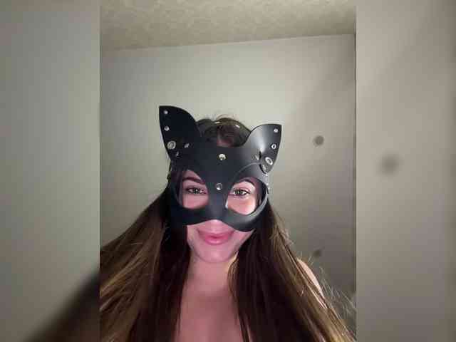 MilanaMila webcam