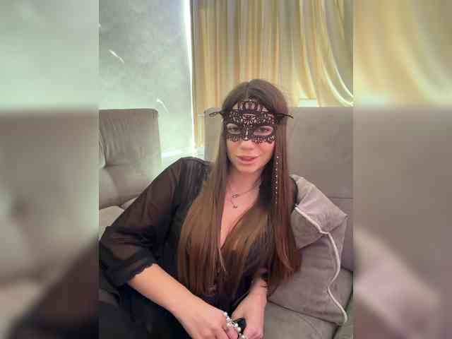 MilanaMila webcam