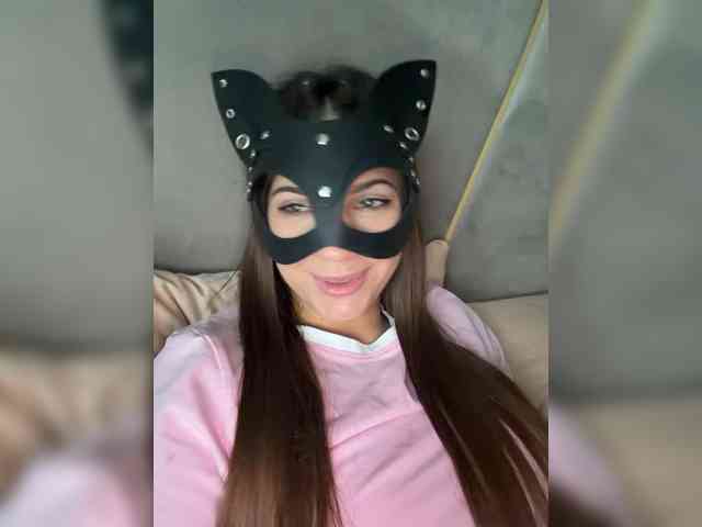 MilanaMila webcam