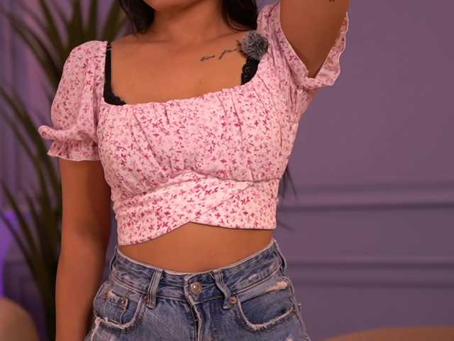 SkarletNoire live cam on BongaCams