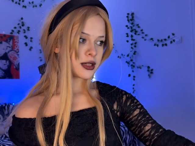 maddie-veil