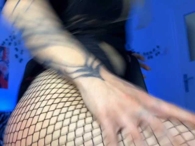 maddie-veil