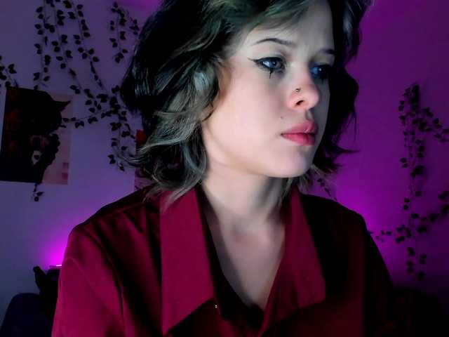 maddie-veil live cam on BongaCams