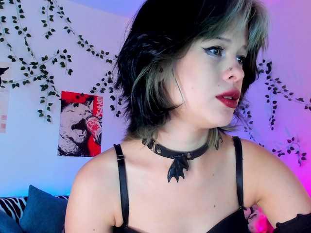 maddie-veil live cam preview