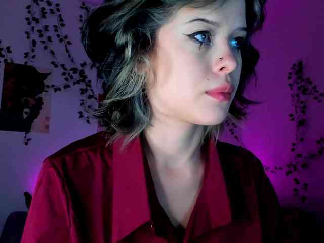 maddie-veil