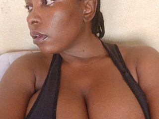 Curveythickqueen Porn Show