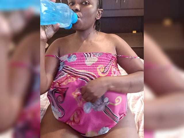 Curveythickqueen