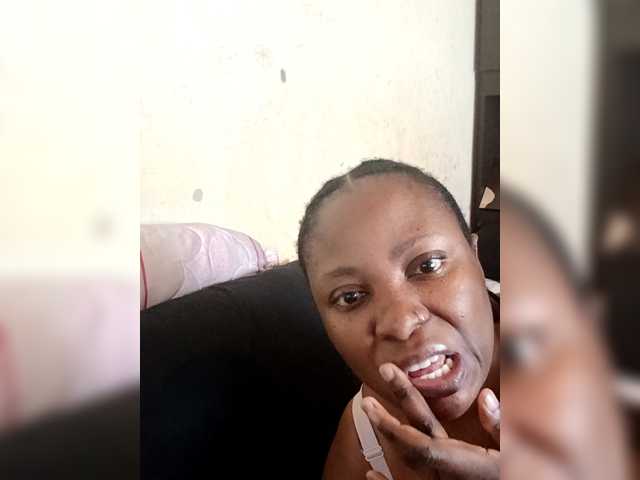 Curveythickqueen