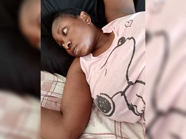 Curveythickqueen