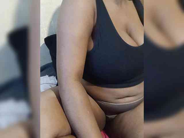 Curveythickqueen