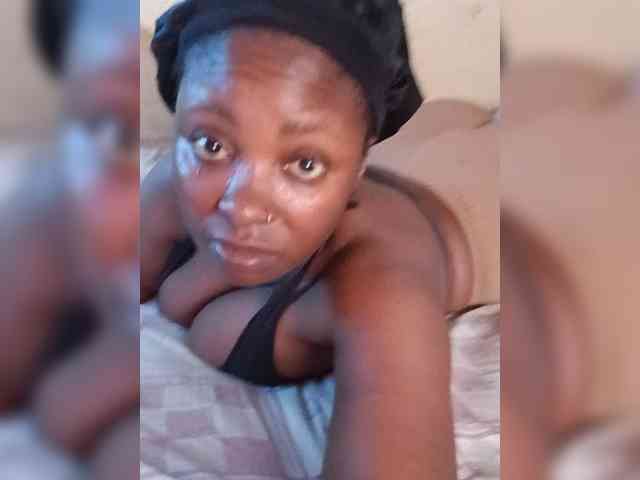 Curveythickqueen