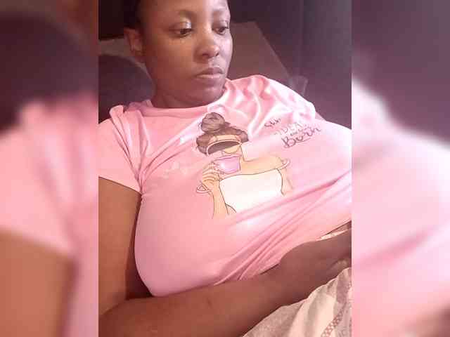 Curveythickqueen