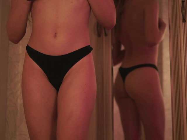 NaomiWinter live cam on BongaCams