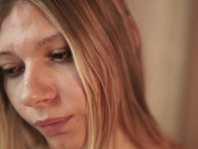 NaomiWinter live cam on BongaCams