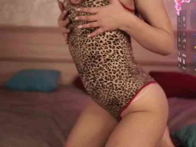 NaomiWinter webcam