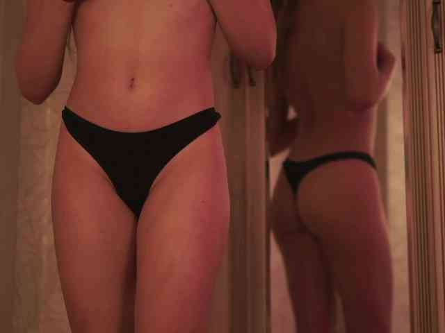 NaomiWinter webcam