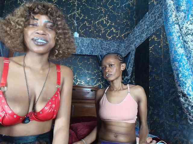 AroAndHens webcam