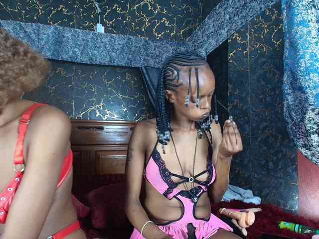 AroAndHens