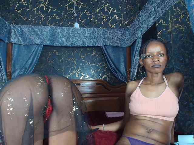 AroAndHens webcam