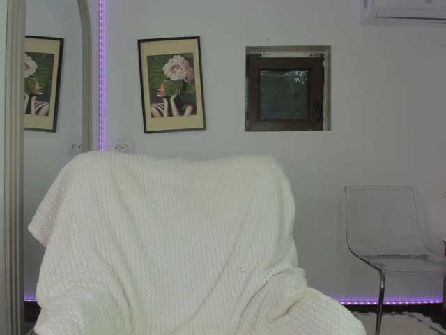 zooeyboobies live cam preview