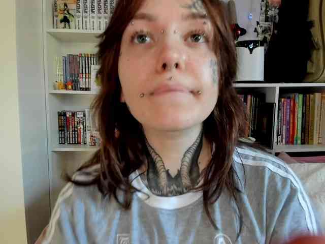 her01nya webcam