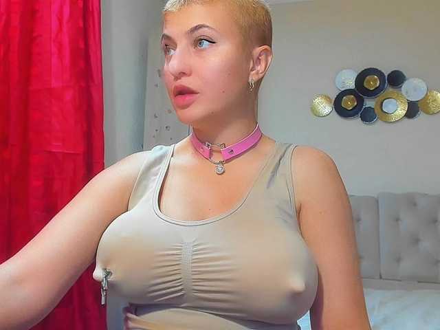 DangerDiana live cam on BongaCams