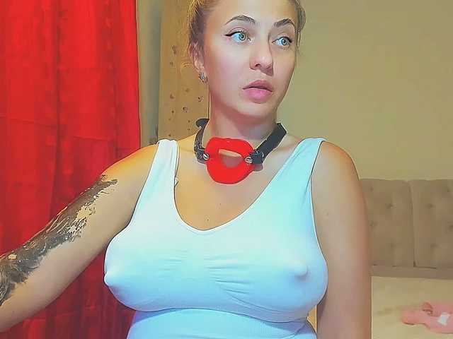 DangerDiana live cam on BongaCams