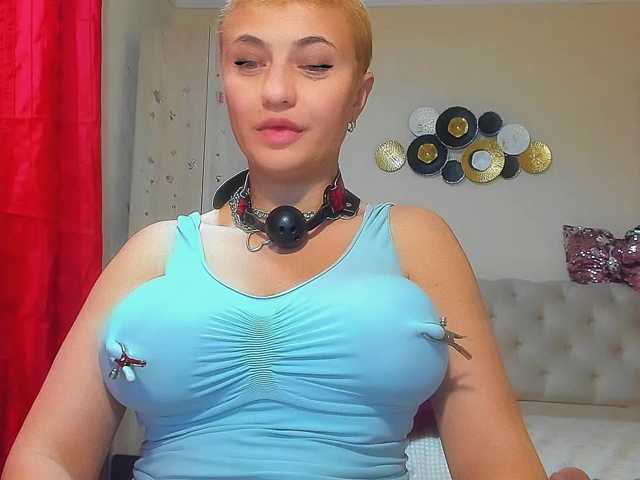 DangerDiana webcam model
