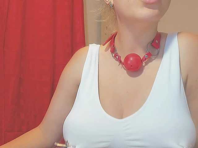 DangerDiana live cam on BongaCams