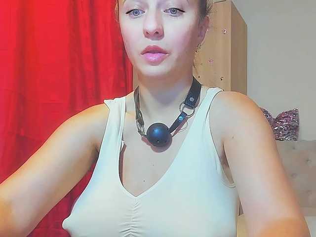 DangerDiana live cam on BongaCams
