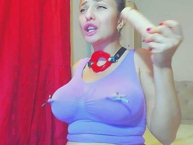 DangerDiana live cam on BongaCams