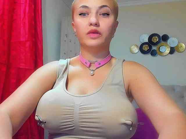 MomHornyy webcam