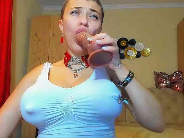 MomHornyy