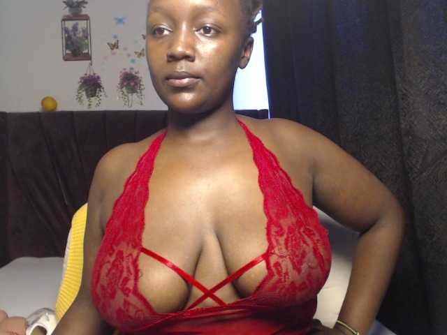 Curvyzaraa