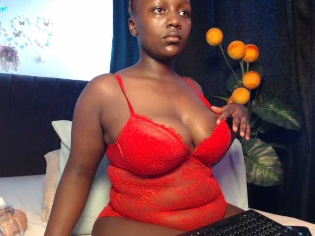 Curvyzaraa