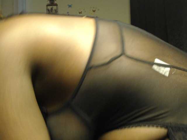 Curvyzaraa