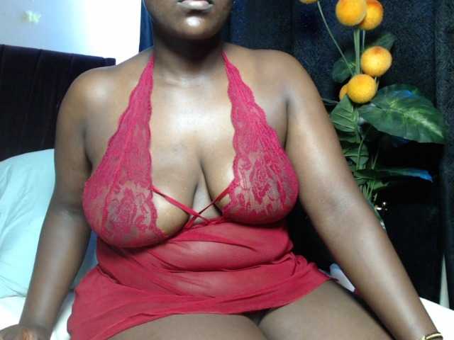 Curvyzaraa