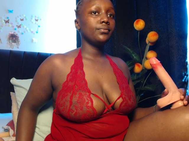 Curvyzaraa