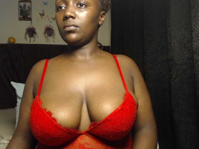 Curvyzaraa