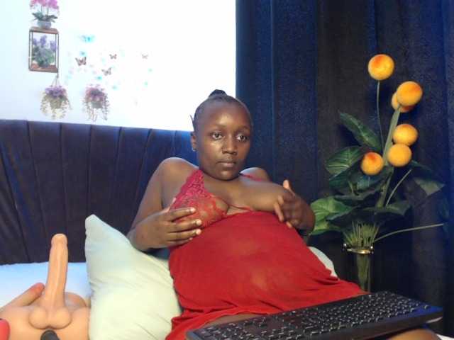 Curvyzaraa