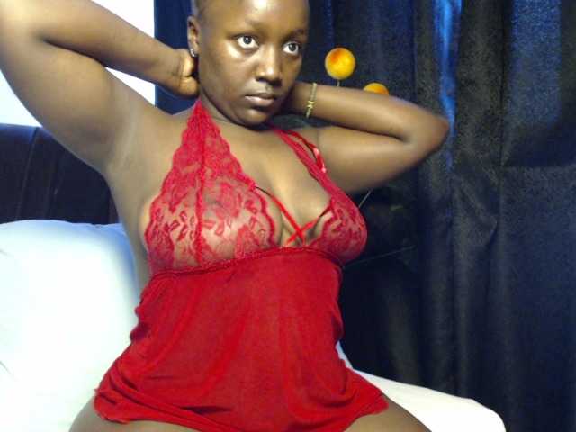 Curvyzaraa