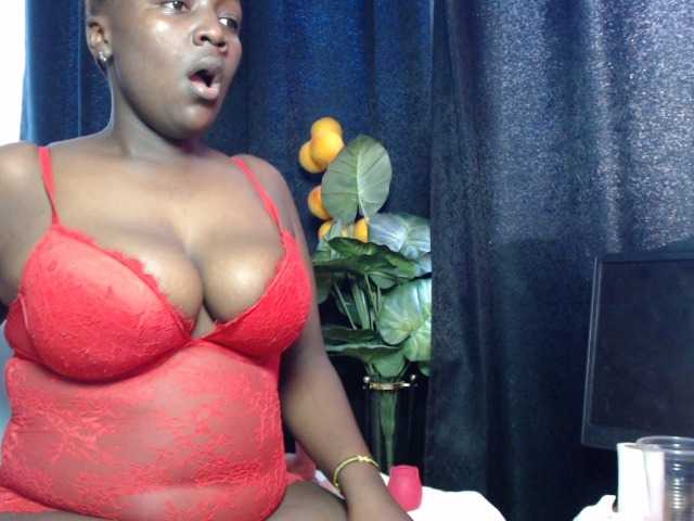 Curvyzaraa