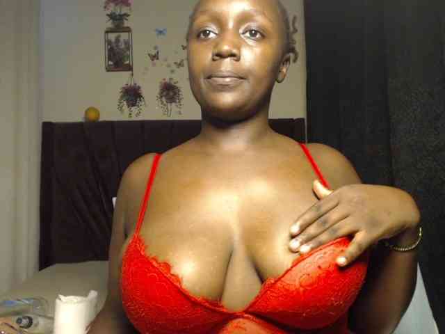 Curvyzaraa