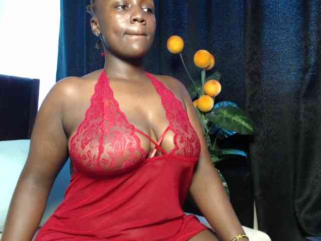 Curvyzaraa
