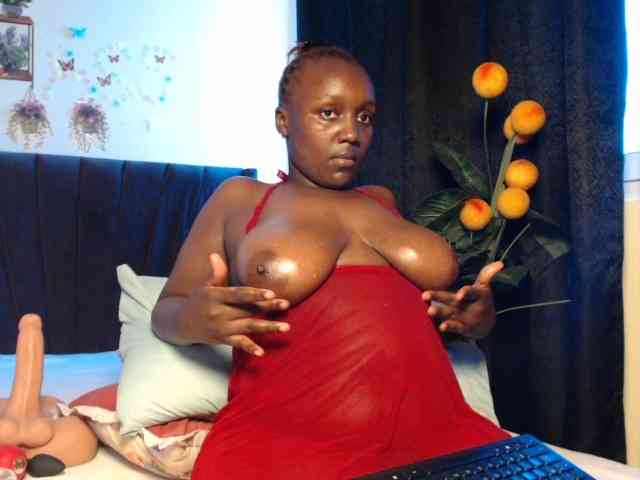 Curvyzaraa