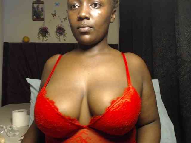 Curvyzaraa Curvyzaraa