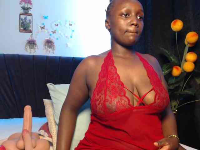 Curvyzaraa