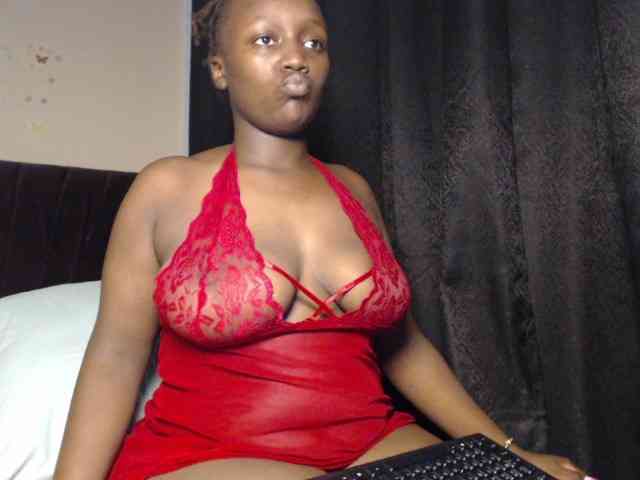 Curvyzaraa