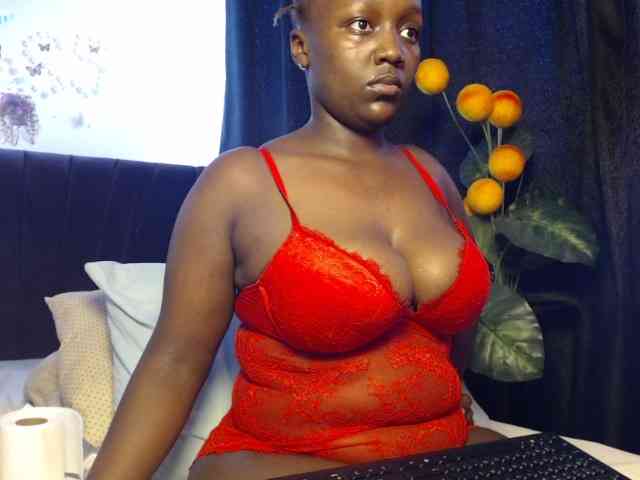Curvyzaraa