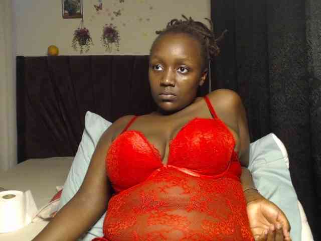 Curvyzaraa